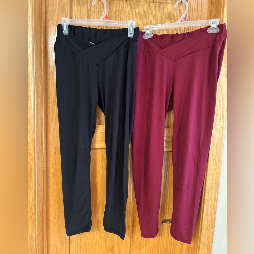 Bundle of Two Maternity Leggings Size‎ L